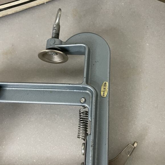 VTG Norpro Apple Master Apple Peeler Parer Corer & Slicer Original Box - Picture 14 of 14